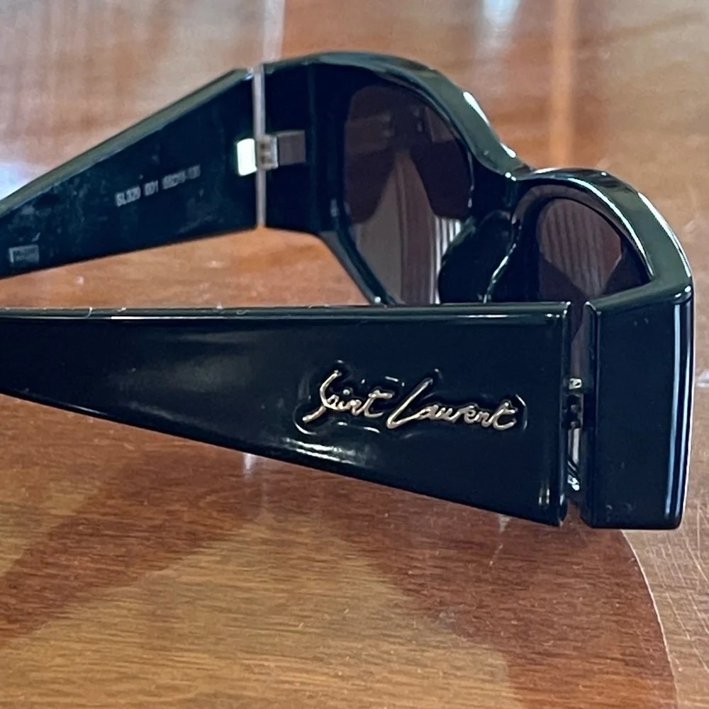 Saint Lauren Sunglasses (Black/style:SL329) - Picture 3 of 6
